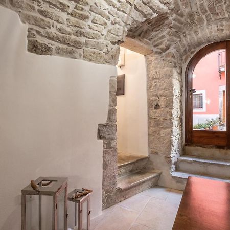Dimora Sant'Ignazio Guest House Bosa Bagian luar foto