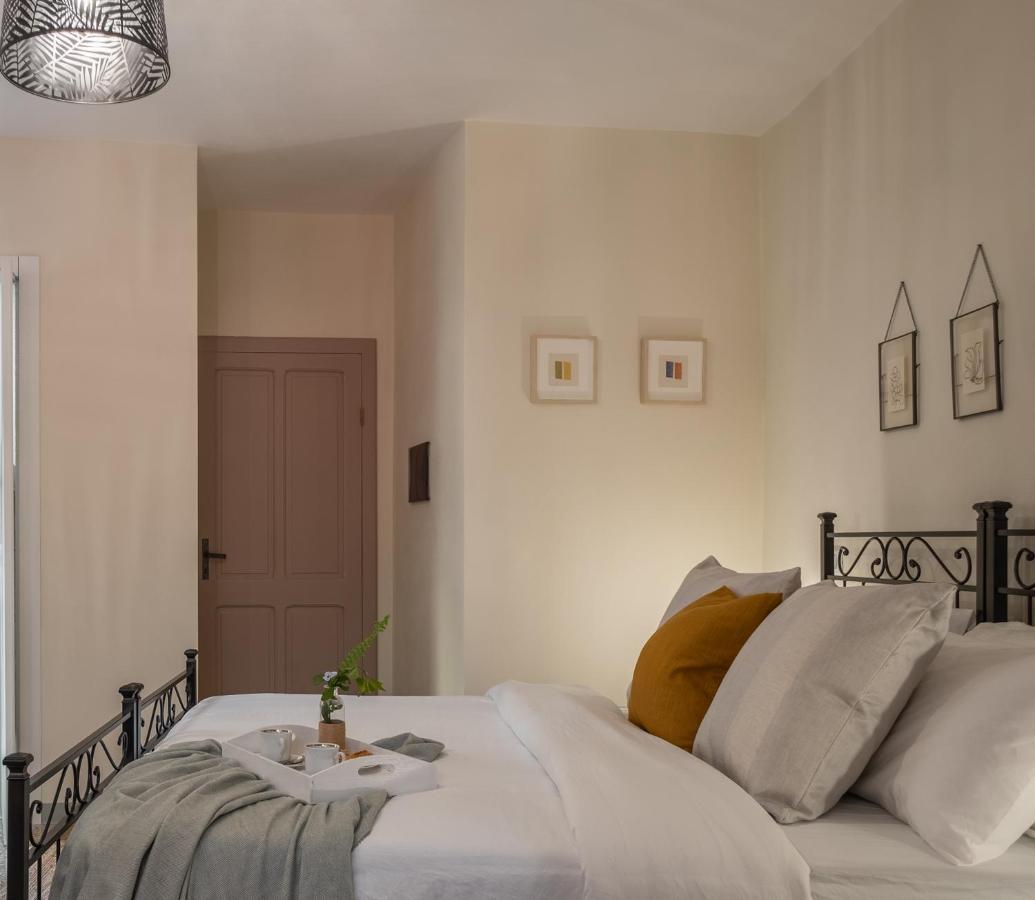 Dimora Sant'Ignazio Guest House Bosa Bagian luar foto