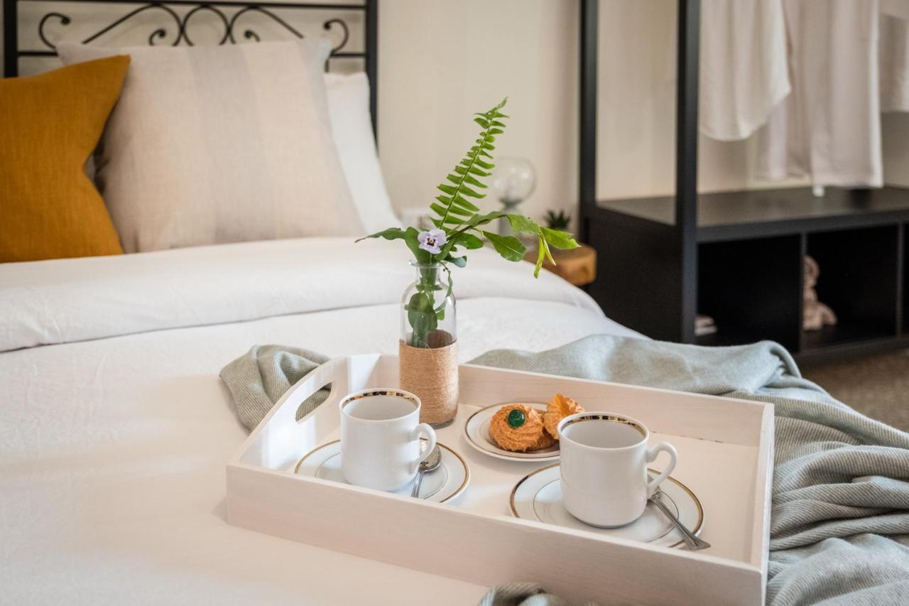 Dimora Sant'Ignazio Guest House Bosa Bagian luar foto