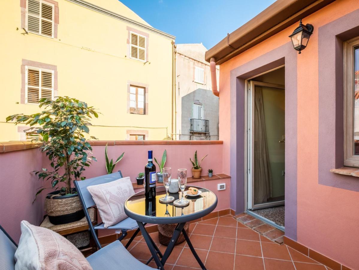 Dimora Sant'Ignazio Guest House Bosa Bagian luar foto