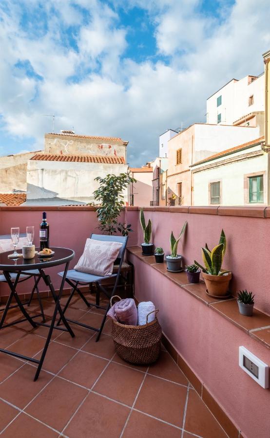 Dimora Sant'Ignazio Guest House Bosa Bagian luar foto