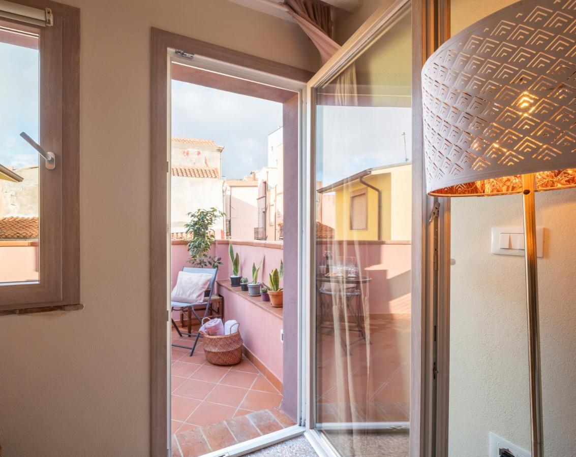 Dimora Sant'Ignazio Guest House Bosa Bagian luar foto
