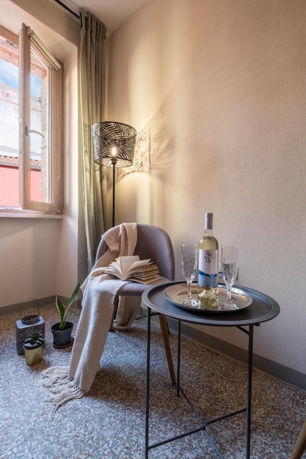 Dimora Sant'Ignazio Guest House Bosa Bagian luar foto